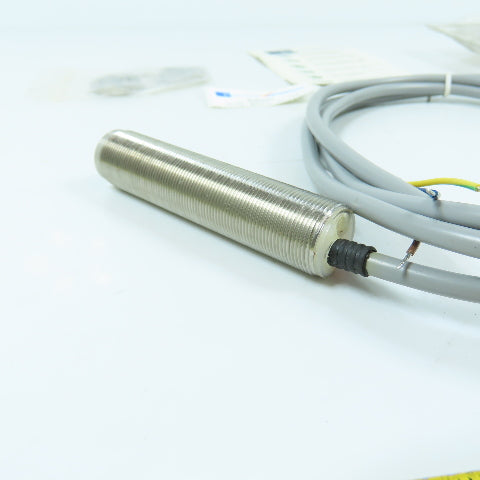 Radwell 871TM-BH5N18-A2-SUB 18mm Inductive Proximity Sensor 20-250V AC/DC