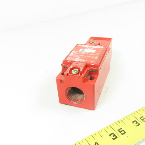 Telemecanique XCS Safety Interlock Limit Switch 240V