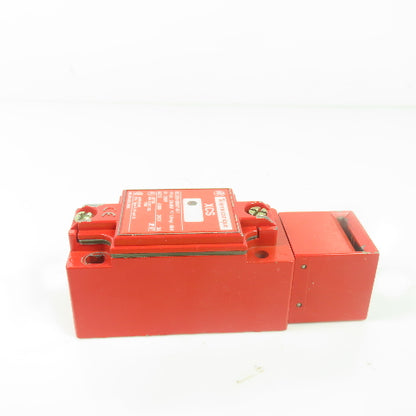 Telemecanique XCS Safety Interlock Limit Switch 240V