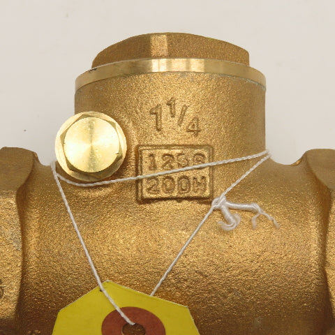 Milwaukee Valve Co. 1-1/4" Brass Swing Check Valve USA