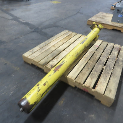 Hydraulic Cylinder From Teter Gap 3000 67" Stroke 4.5" Bore