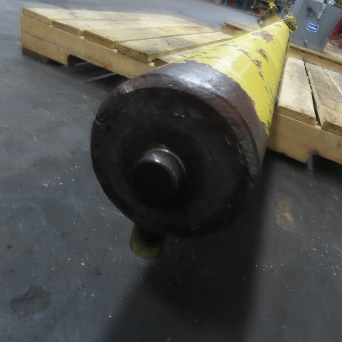 Hydraulic Cylinder From Teter Gap 3000 67" Stroke 4.5" Bore
