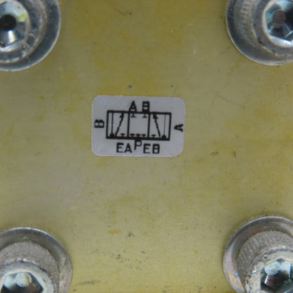 Parker A443VXXAH05300A 5/3 Position Closed Center Directional Valve 120/110V