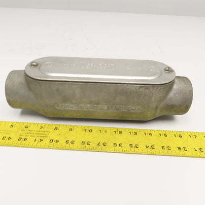 O-Z Gedney T-200 2" Malleable Iron TEE Conduit Body W/ Cover Seal