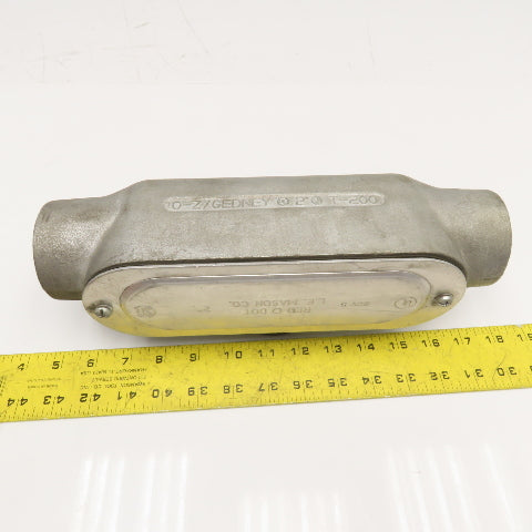 O-Z Gedney T-200 2" Malleable Iron TEE Conduit Body W/ Cover Seal