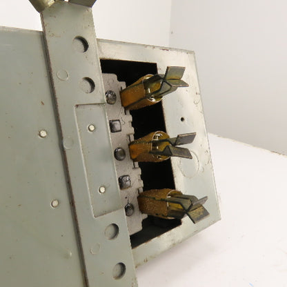 Federal Pacific CFP332 30A 3-Pole Fusible Cover Operated Plug-In Bus Switch 240V