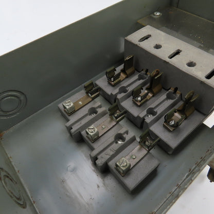 Federal Pacific CFP332 30A 3-Pole Fusible Cover Operated Plug-In Bus Switch 240V