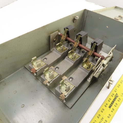 Federal Pacific SP1336 30A 3-P Fusible Plug-In Bus Switch 600V 20HP (Incomplete)
