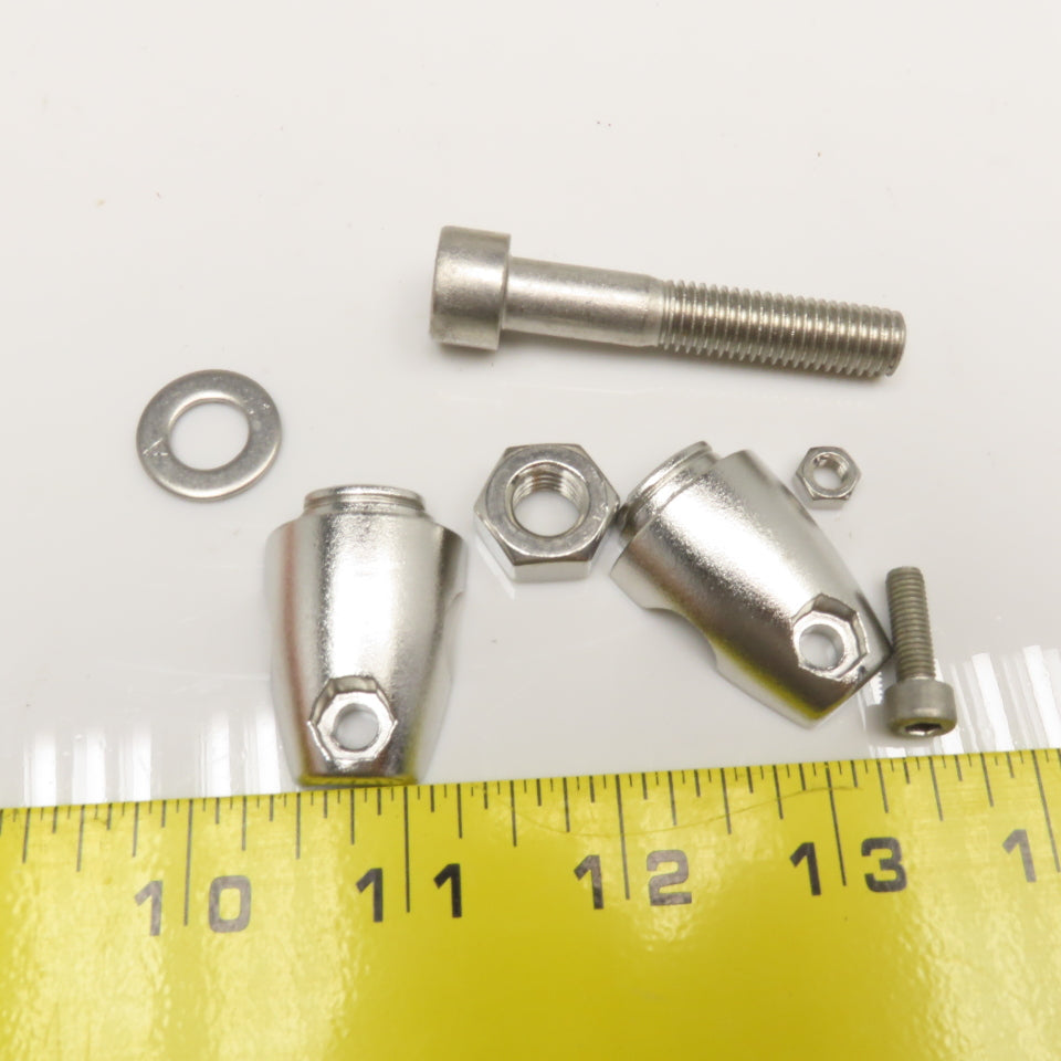 IFM E20946 Efector 200 System Component Clamp Lot Of 2