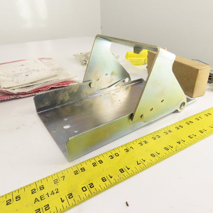 Allen Bradley 1494V-M60 Ser A Operating Mechanism For Disconnect Breaker