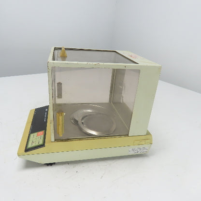 A & D FX-40 Electronic Balance Scale d=0.0001g Max 41g
