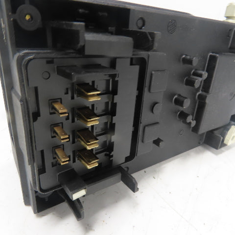 Telemecanique KNA 03SX47 Canalis KN Output Box 3L+N+PE