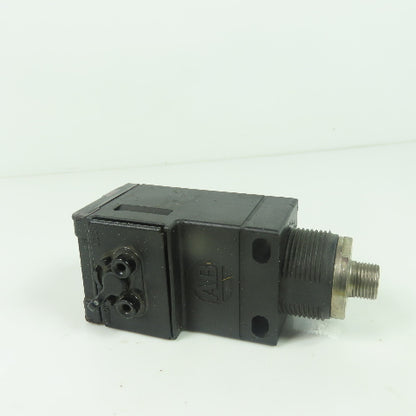 Allen Bradley 42GRF-9100-QD Ser A Photoelectric Sensor Photoswitch 10-40VDC