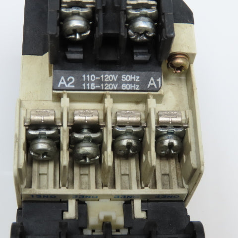 Mitsubishi UN-AX4 SR-N4 Contactor Relay 220V 16A W/ Auxiliary 120V 50/60Hz Coil