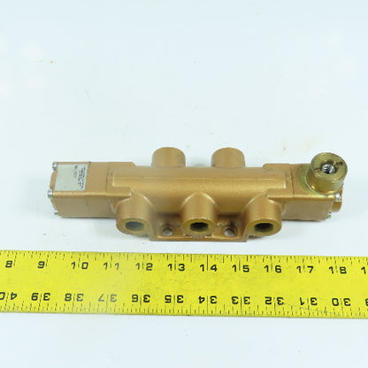 Versa VBL-4404 4-Way Brass Pneumatic Valve 3-Position 3/8" (No Handle)