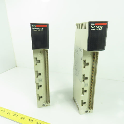 Schneider 140 DAO 842 10 TSX Quantum Output Module 100-230V 4x4 Lot Of 2