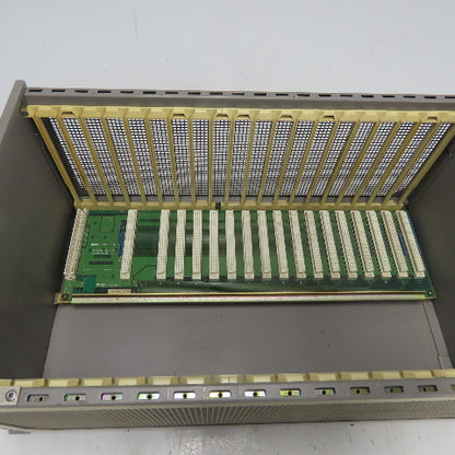Siemens LR64027 16-Slot PLC Rack Chassis
