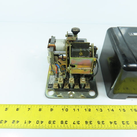 General Electric CR2820-1740A2 Time Delay Relay 115V 60HZ 3-100 Sec