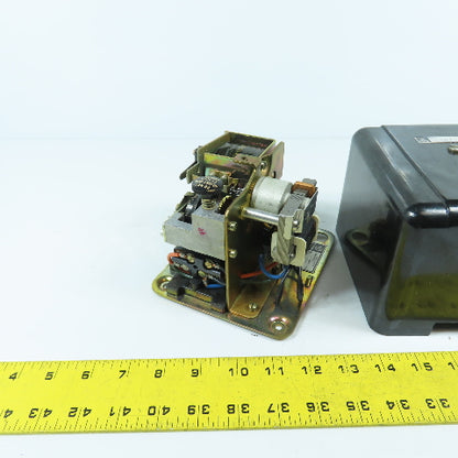 General Electric CR2820-1740A2 Time Delay Relay 115V 60HZ 3-100 Sec