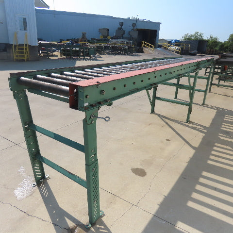 Roach 186" L x 32-1/4" W Chain Driven 2.5" Gravity Roller Conveyor 25" BF W/Legs