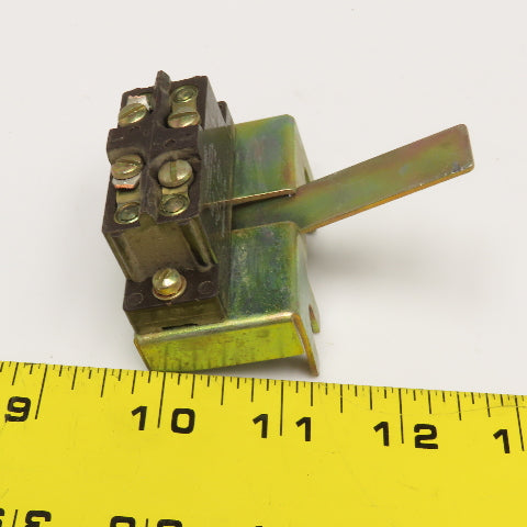 Cutler Hammer 10316H89A 600V Max Snap Action Limit Switch W/ Mount