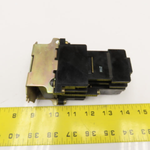 Allen Bradley 700-N400A1 700-NT Pneumatic Time Delay Control Relay 110/120V Coil