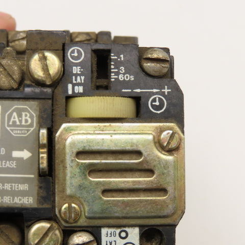 Allen Bradley 700-N400A1 700-NT Pneumatic Time Delay Control Relay 110/120V Coil