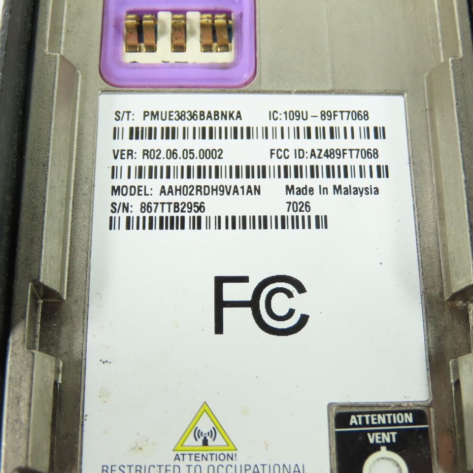 Motorola (3)XPR 7550 (3)XPR 3500e UHF Digital Portable Radio 8Batteries 3Charger