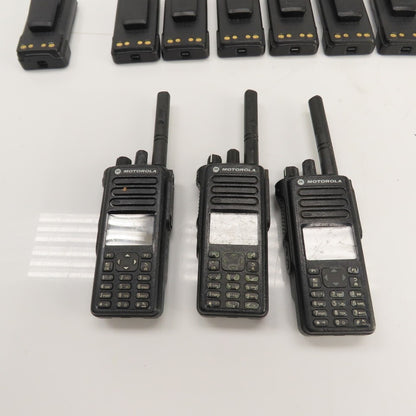 Motorola (3)XPR 7550 (3)XPR 3500e UHF Digital Portable Radio 8Batteries 3Charger