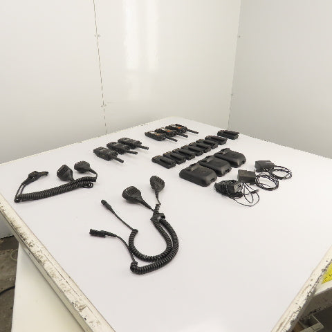 Motorola (3)XPR 7550 (3)XPR 3500e UHF Digital Portable Radio 8Batteries 3Charger