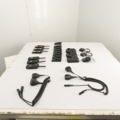 Motorola (3)XPR 7550 (3)XPR 3500e UHF Digital Portable Radio 8Batteries 3Charger