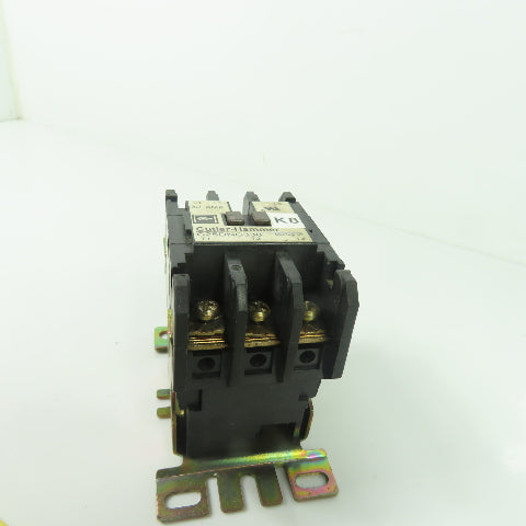Cutler-Hammer C25DNC330 30A Contactor 208-240V Coil