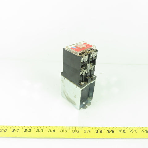 Allen Bradley 700S-DCP710Z24 Ser D DC Safety Relay 600VAC 24VDC Coil