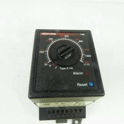 Watlow 146E-1611-3000 Temperature Controller 120VAC 32 - 1112°F 0-600°C