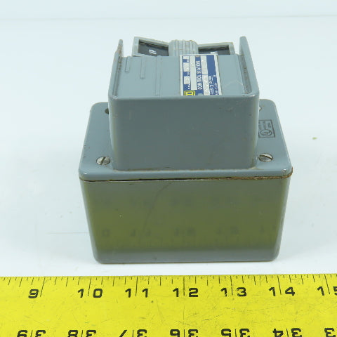 Square D BW208 FD 3-Position Spring Return Control Station Up/Down 600V