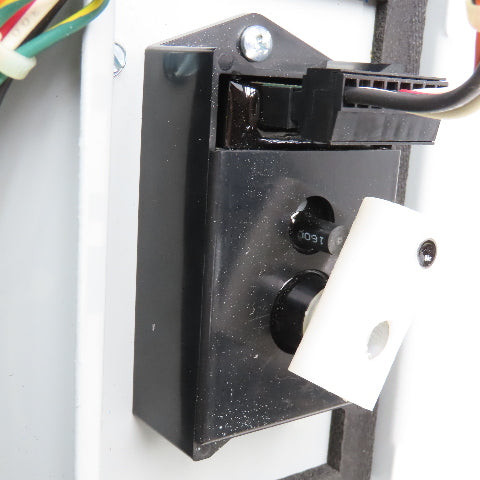 Simco Andon Pull Switch Spring Return 24V LED Indicator