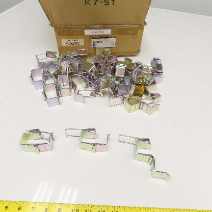 Yazaki Creform EF-2010 28mm Pipe Quick Connect Clamp Buckle Lot Of 30