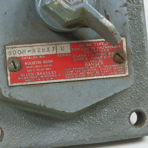 Allen Bradley 800H-R2HX7 Hazardous Locations 2-Position Selector Switch & Cover