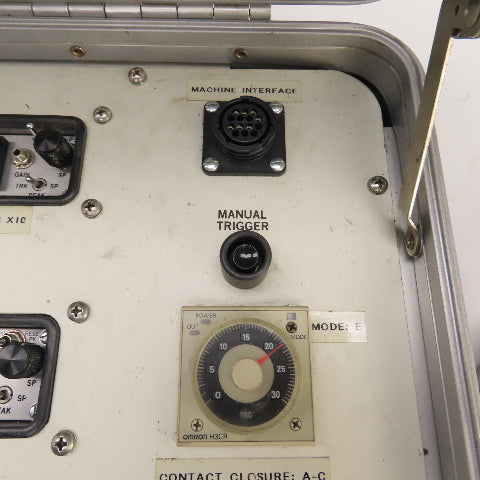 RJG PM-4005 4-Channel Injection Molding Monitoring System W/ Cables & Case