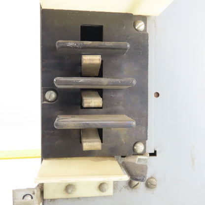 General Electric DE361R Flex-A-Plug 30A 3-Pole Fusible Bus Plug Switch 600V 15HP