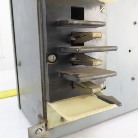 General Electric DE361R Flex-A-Plug 30A 3-Pole Fusible Bus Plug Switch 600V 15HP