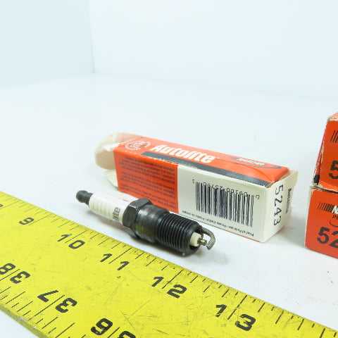 Autolite 5243 Copper Spark Plug Lot Of 8