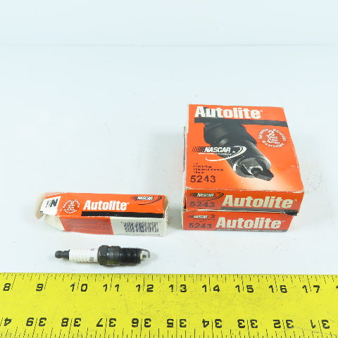 Autolite 5243 Copper Spark Plug Lot Of 8