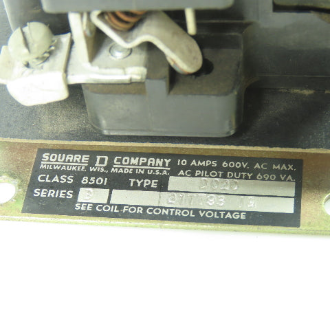 Square D D020 10A Control Relay 600VAC 690VA Ser B