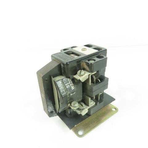 Square D D020 10A Control Relay 600VAC 690VA Ser B