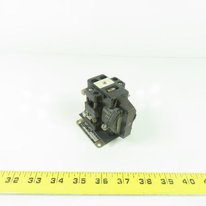 Square D D020 10A Control Relay 600VAC 690VA Ser B