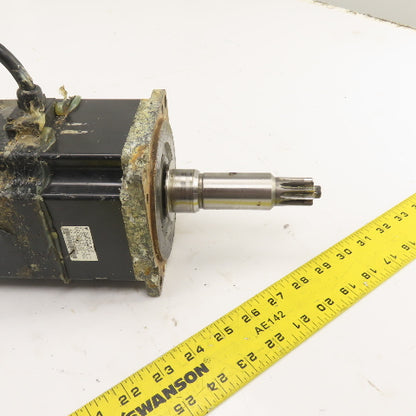 Yaskawa SGMP-15AWYR12 4.77 N-m AC Servo Motor 1500W 200V 7.5A 3000RPM