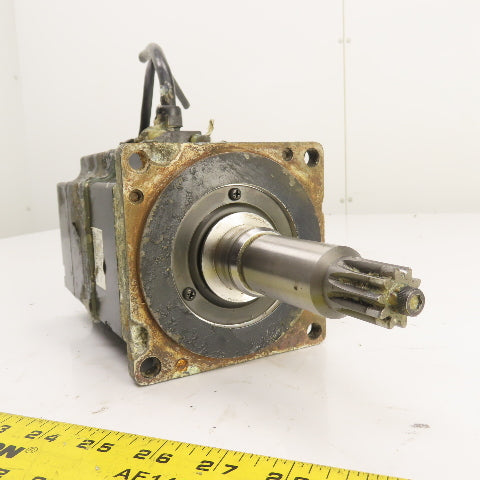 Yaskawa SGMP-15AWYR12 4.77 N-m AC Servo Motor 1500W 200V 7.5A 3000RPM