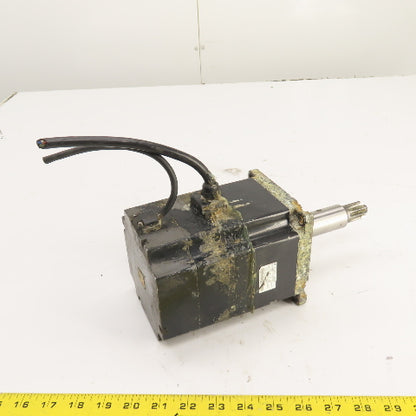 Yaskawa SGMP-15AWYR12 4.77 N-m AC Servo Motor 1500W 200V 7.5A 3000RPM