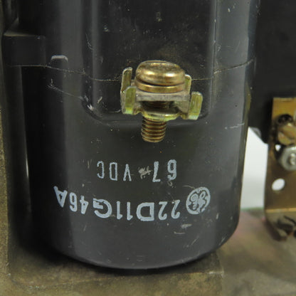 General Electric IC2820A100 BB Relay 600V Max 10A W/ 22D11G46A 67VDC Coil